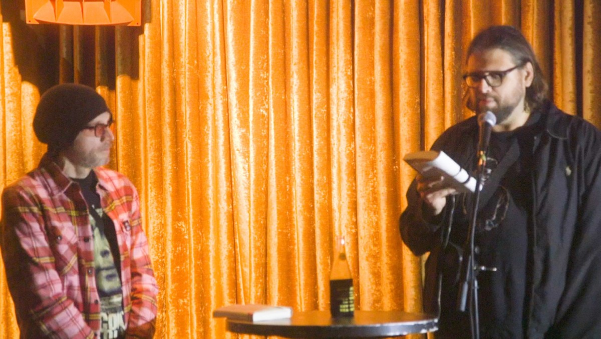 Tex Gresham and KKUURRTT read from their novel Pop! at the Silverlake Lounge